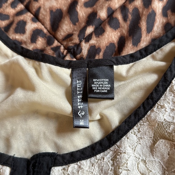 Full Tilt lacy tank top - Picture 4 of 6